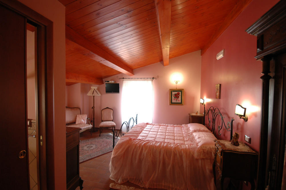 B&B La Ginestra Чівіта Екстер'єр фото
